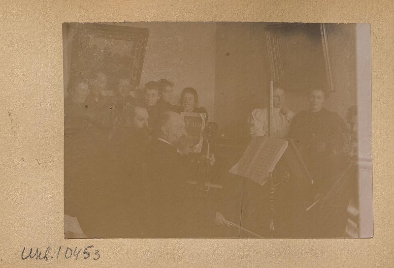 Т.Л. Толстая, С.И. Танеев за роялем, А. Брондуков с виолончелью, Ю.И. Игумнова