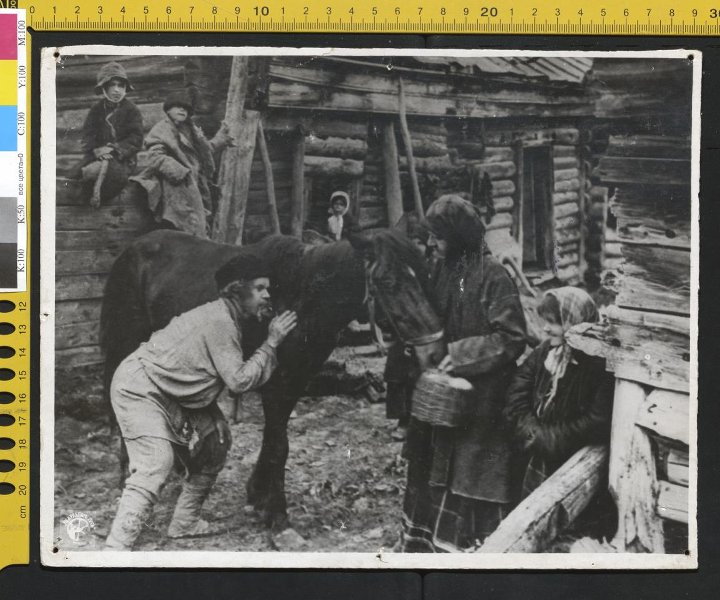 Увеличенный кадр кинофильма «Поликушка» киноателье «Русь» 1919 г.